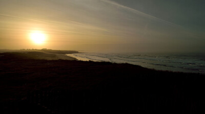 Matin lumineux sur l'océan